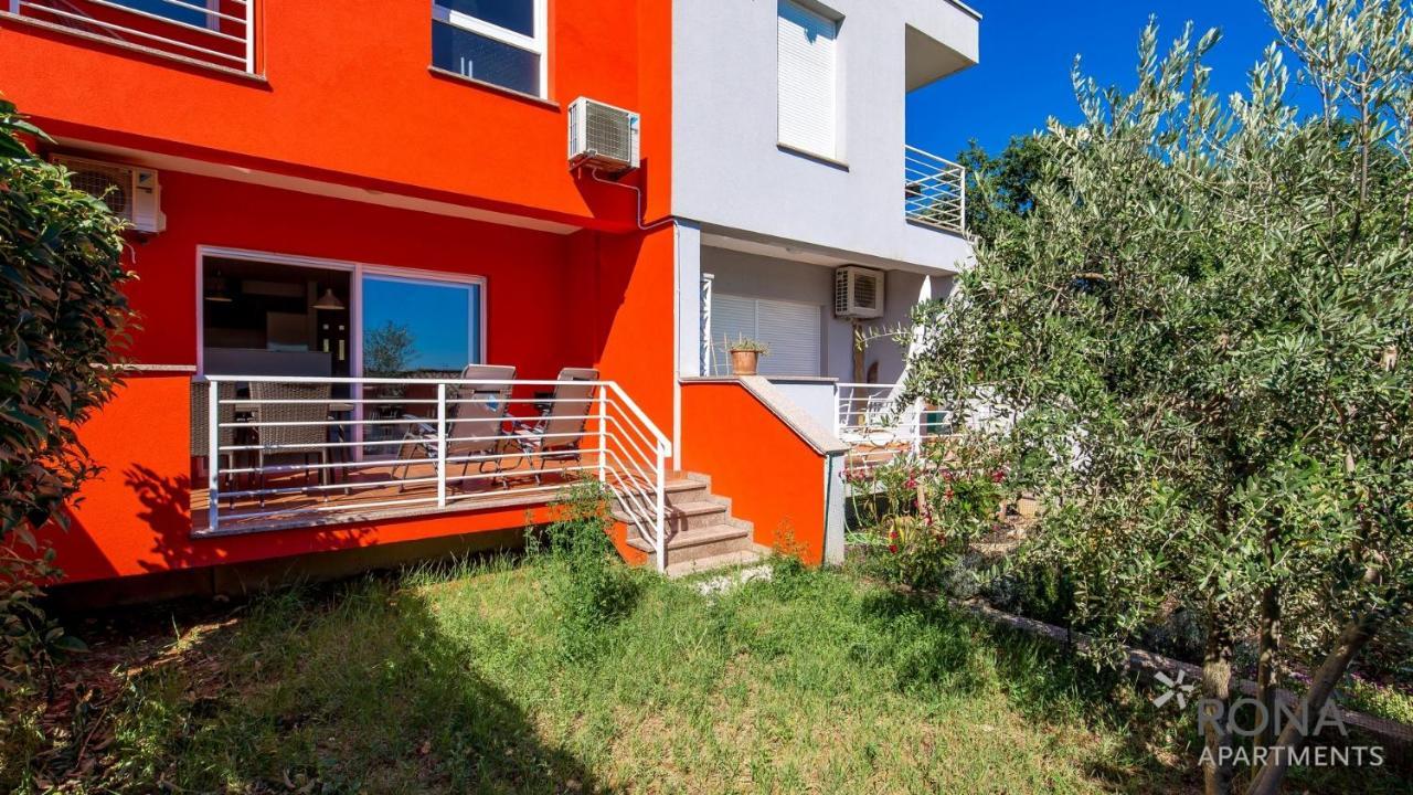 Rona Apartment Denis Умаг Екстер'єр фото