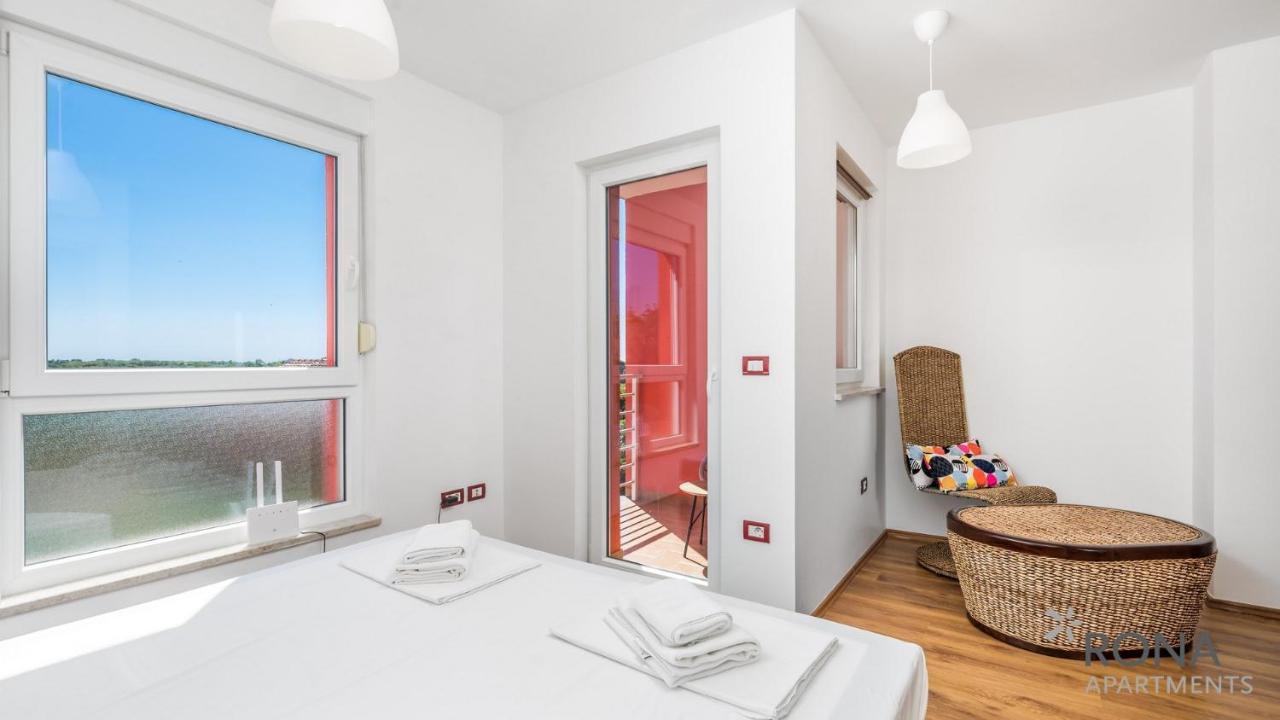Rona Apartment Denis Умаг Екстер'єр фото